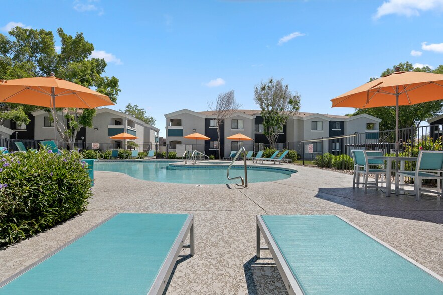 More Photos Of 5421 W Indian School Rd, Phoenix Apartments For Sale