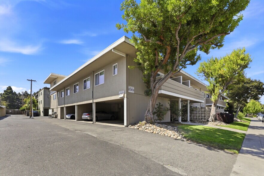 More Photos Of 527 Walker Dr, Mountain View Apartments For Sale