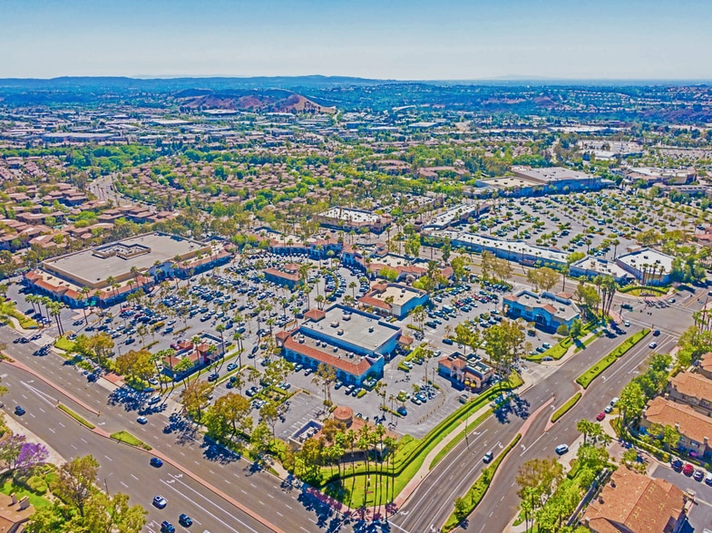 More Photos Of 22331 El Paseo, Rancho Santa Margarita Freestanding For Lease