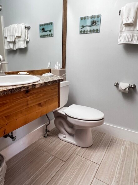 More Photos Of 3063 Bristol Rd, New Harbor Hospitality For Sale