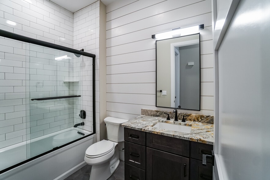 More Photos Of 244 Vester St, Ferndale Apartments For Sale