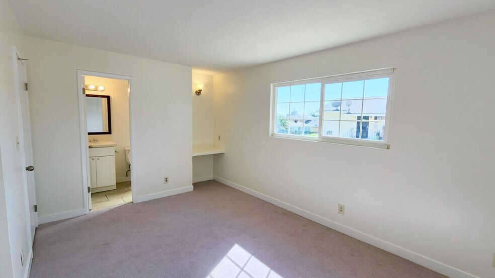 More Photos Of 2325 Angela St, Pomona Apartments For Sale