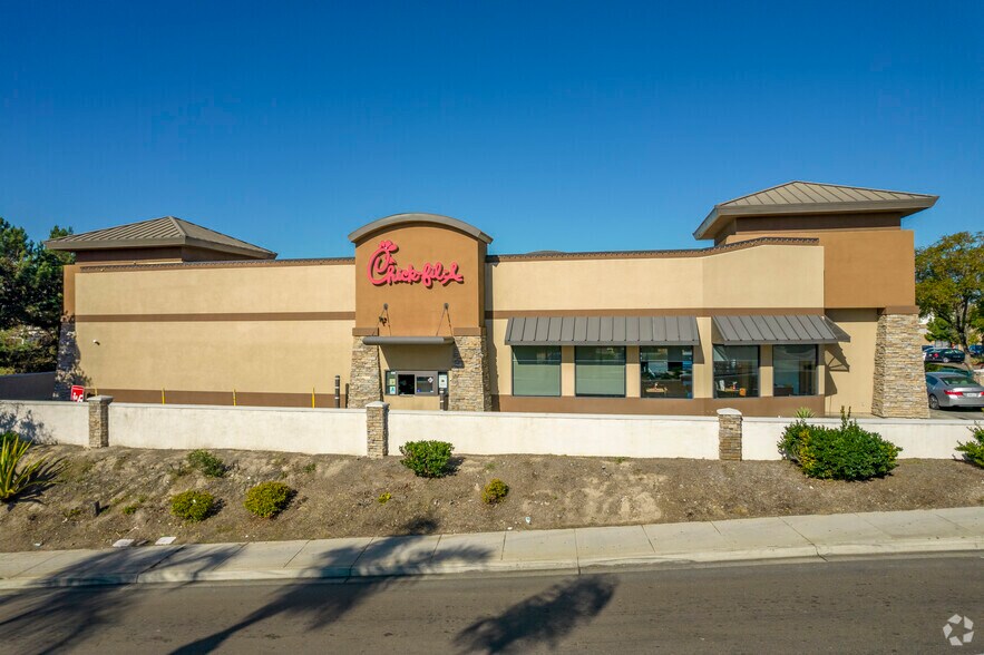 More Photos Of 1480 Eastlake Pky, Chula Vista Unknown For Lease