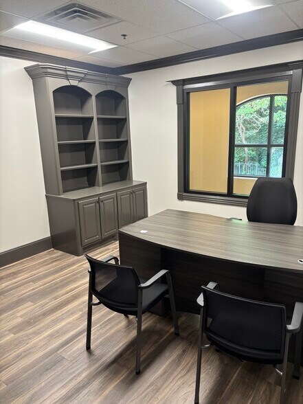 More Photos Of 3325 Aspen Grove Dr, Franklin Loft Creative Space For Sale