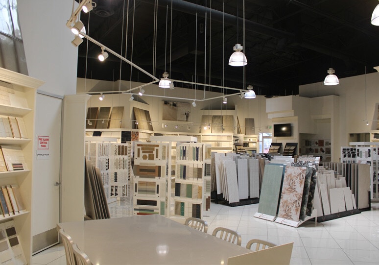 More Photos Of 525 Cardiff St, Corona Warehouse For Lease