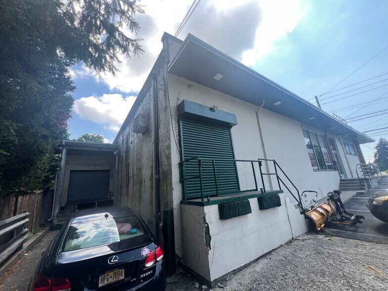 More Photos Of 800-808 E Boston Post Rd, Mamaroneck Storefront For Lease