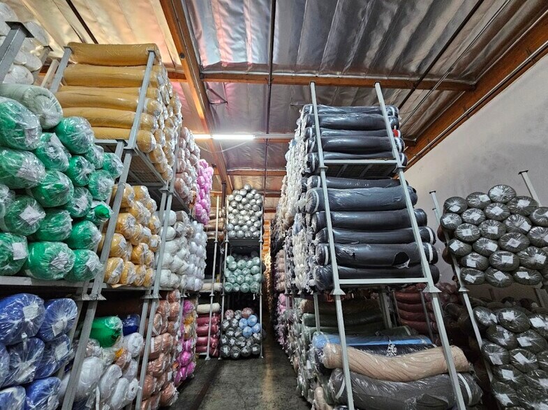 More Photos Of 4121 S Alameda St, Los Angeles Warehouse For Lease