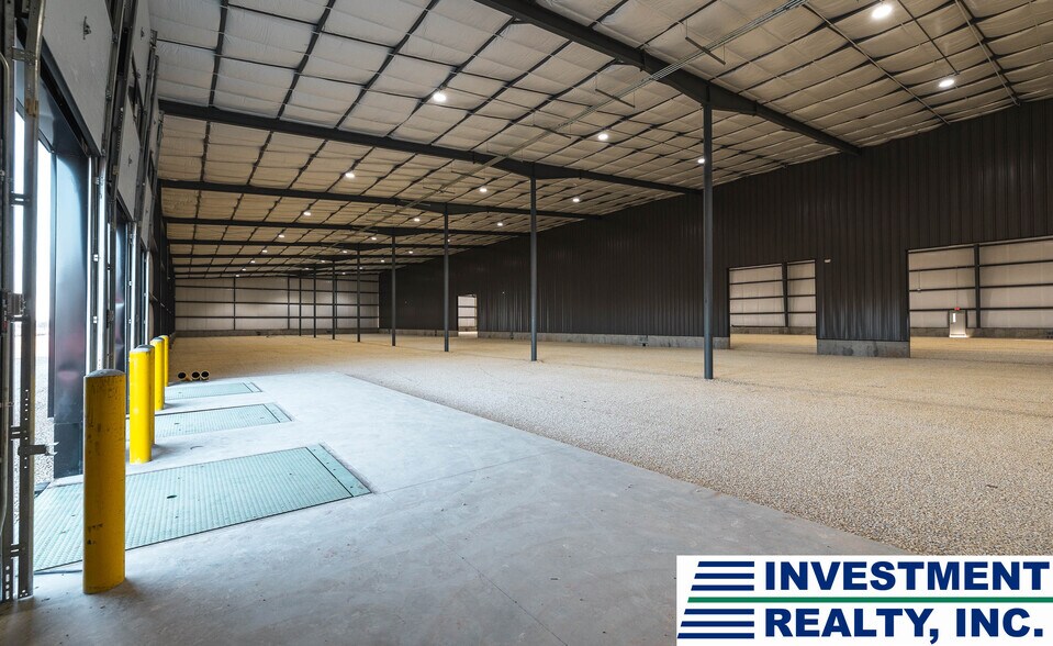 More Photos Of 405 Matlock Dr, Saint James Industrial For Lease