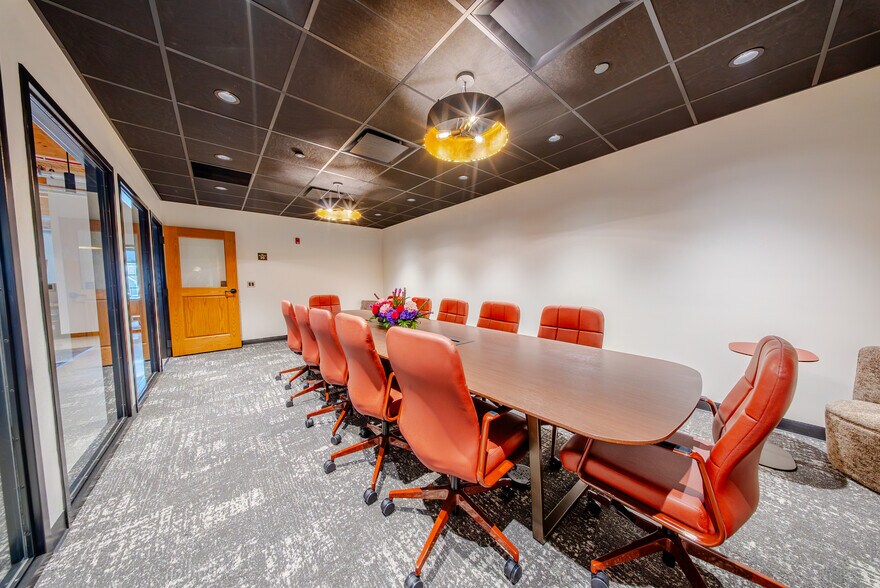 More Photos Of 525 Main St, Delafield Coworking Space