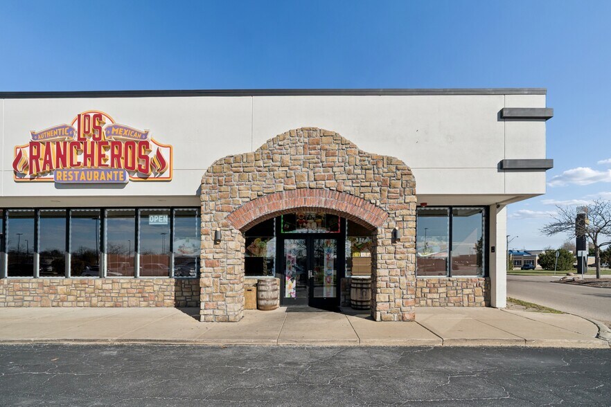 More Photos Of 2350 Sycamore Rd, Dekalb Freestanding For Lease