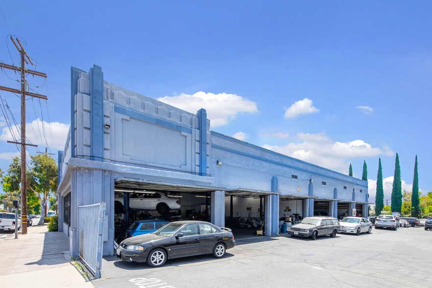 More Photos Of 1880-1920 Walnut St, Pasadena Auto Repair For Lease