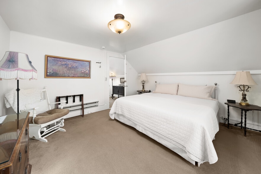 More Photos Of 2476 Main St, Cambria Hospitality For Sale