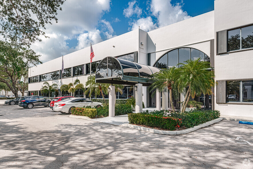 Primary Photo Of 14261 Commerce Way, Miami Lakes Office For Lease