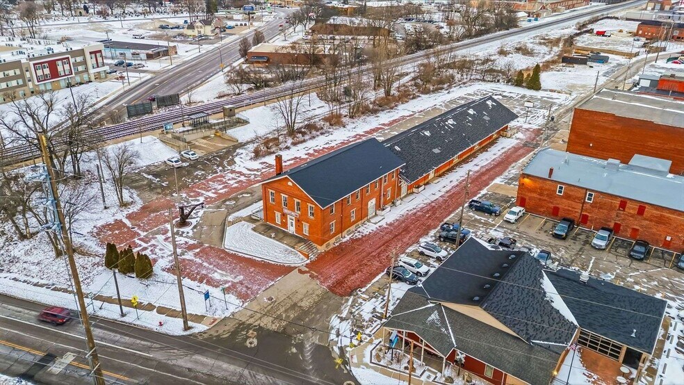 More Photos Of 412 E River St, Elyria Office For Sale