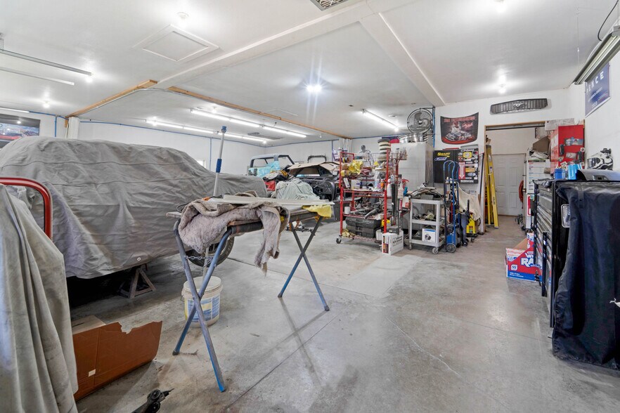 More Photos Of W12203 Highway 23, Ripon Auto Repair For Sale