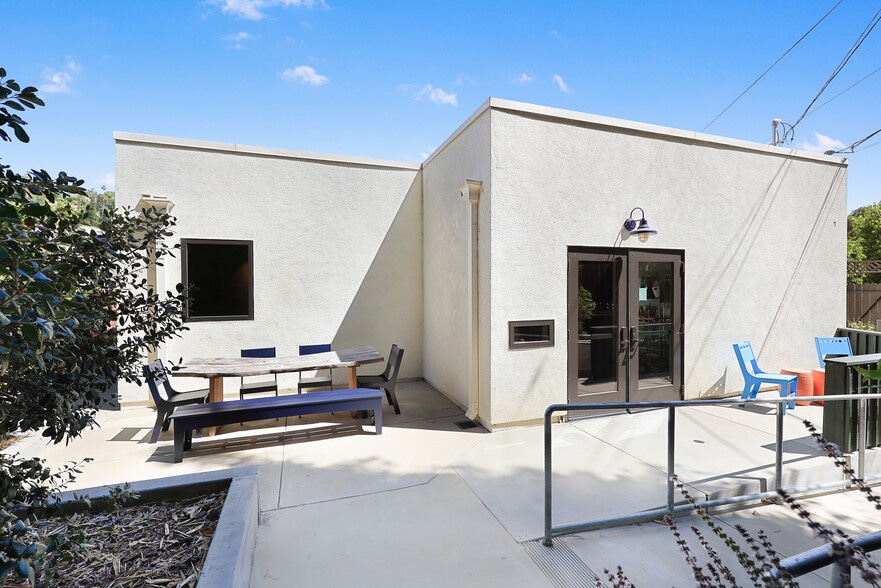 More Photos Of 1913-1915 Hyperion Ave, Los Angeles Loft Creative Space For Sale