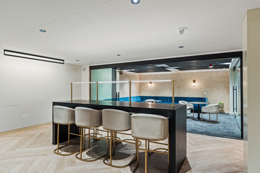 More Photos Of 1015 2nd Ave, Seattle Office For Lease