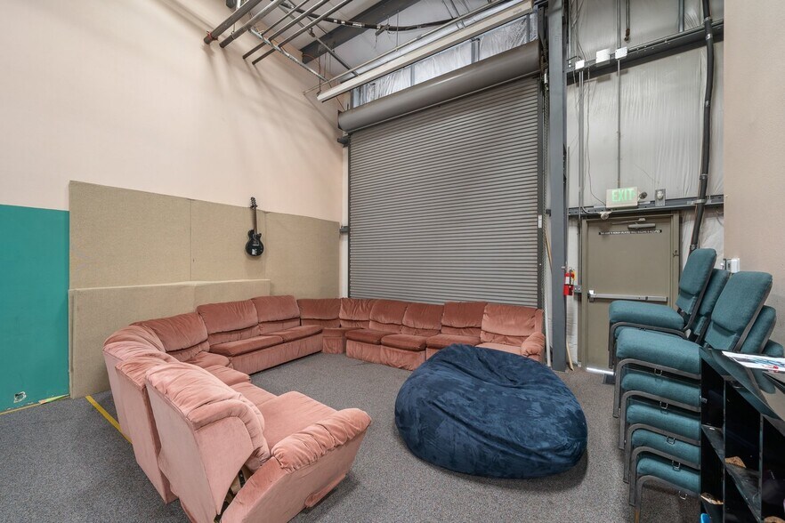More Photos Of 2200 Golden Hill Rd, Paso Robles Warehouse For Sale