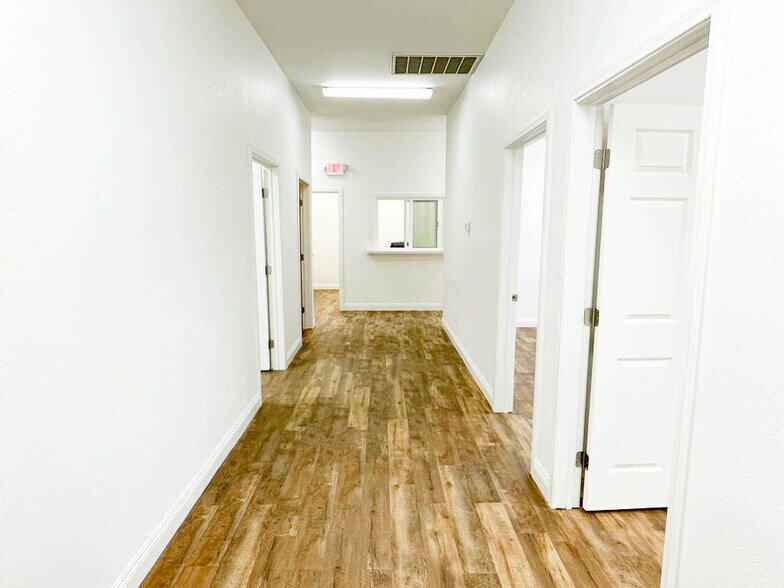 More Photos Of 1480 E Calvada Blvd, Pahrump Medical For Lease