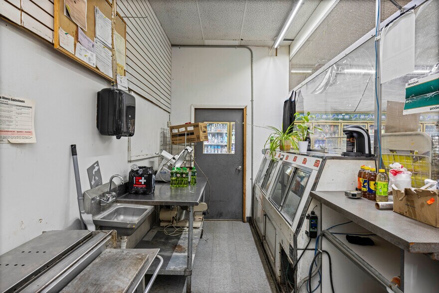 More Photos Of 10644 Morang Dr, Detroit Storefront For Sale