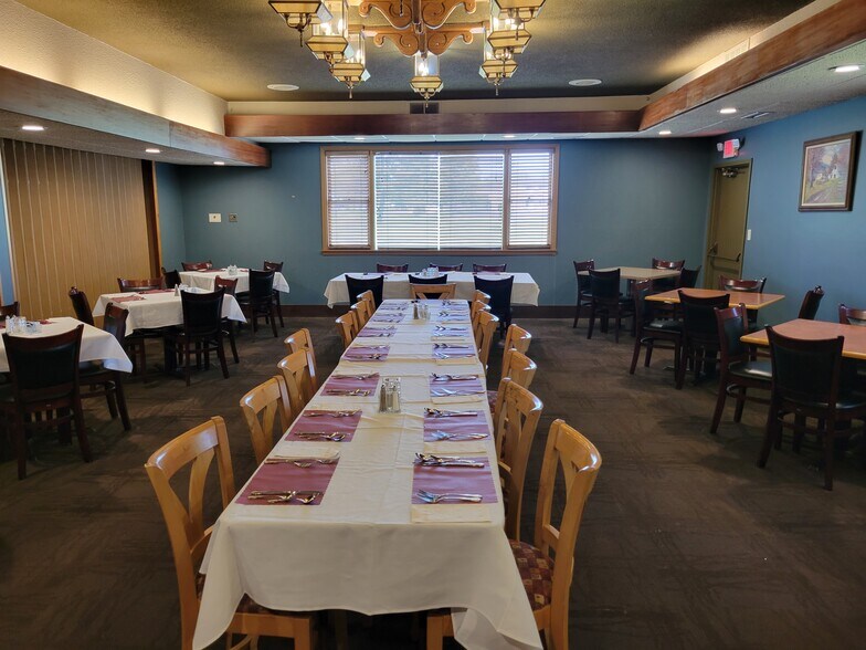 More Photos Of 2911 S Main St, Rice Lake Restaurant For Sale