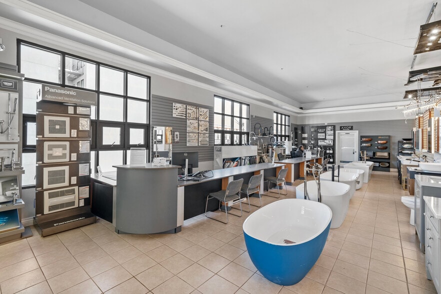 More Photos Of 423-435 Valencia St, San Francisco Freestanding For Sale