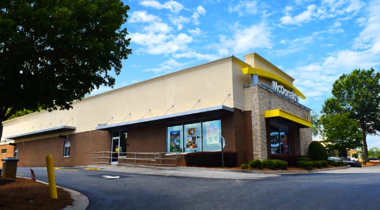 More Photos Of 12154-12156 Highway 92, Woodstock Storefront For Sale