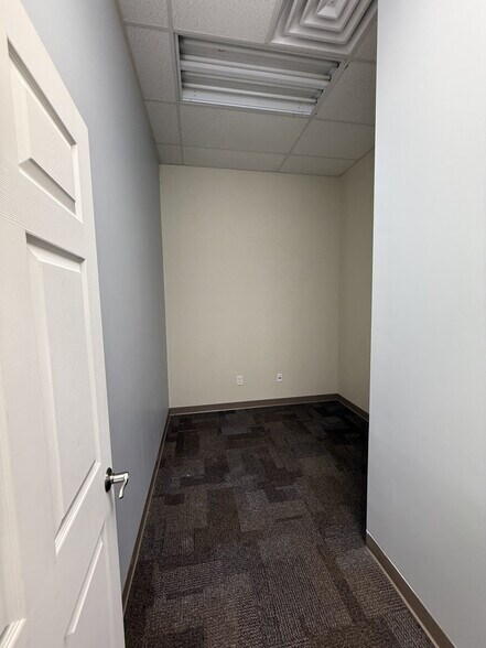More Photos Of 420-452 Peppers Ferry Rd NW, Christiansburg Unknown For Lease