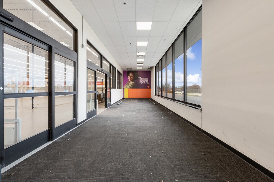 More Photos Of 5252 Bardstown Rd, Louisville General Retail For Sale
