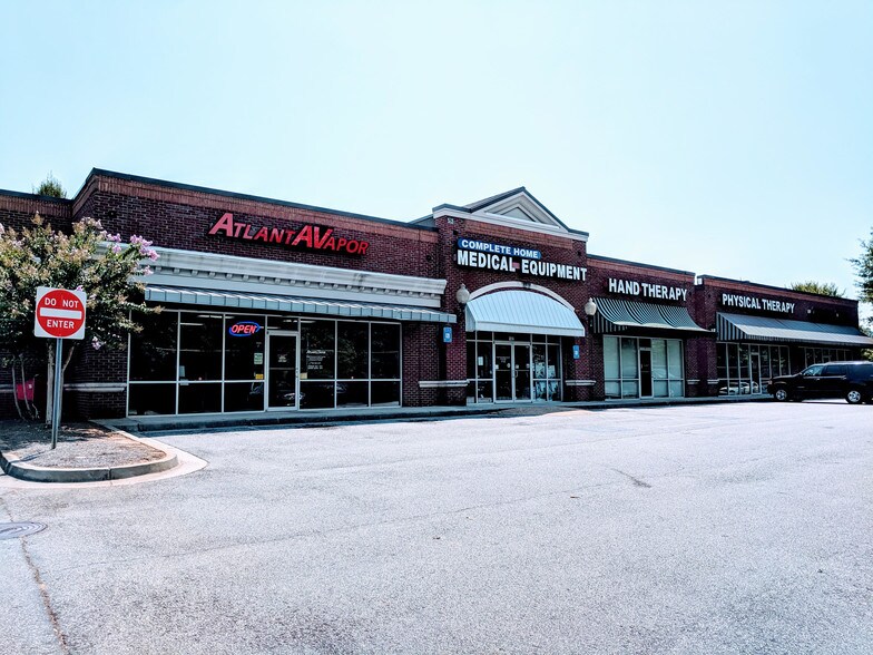 Primary Photo Of 575 Dekalb Industrial Way, Decatur Freestanding For Lease