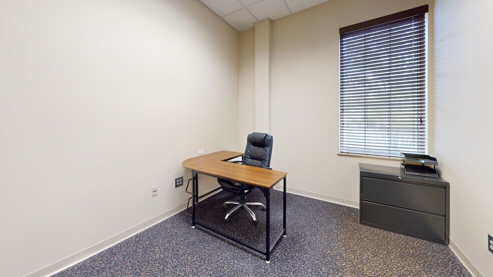 More Photos Of 500 Plantation Park Dr, Loganville Office For Lease