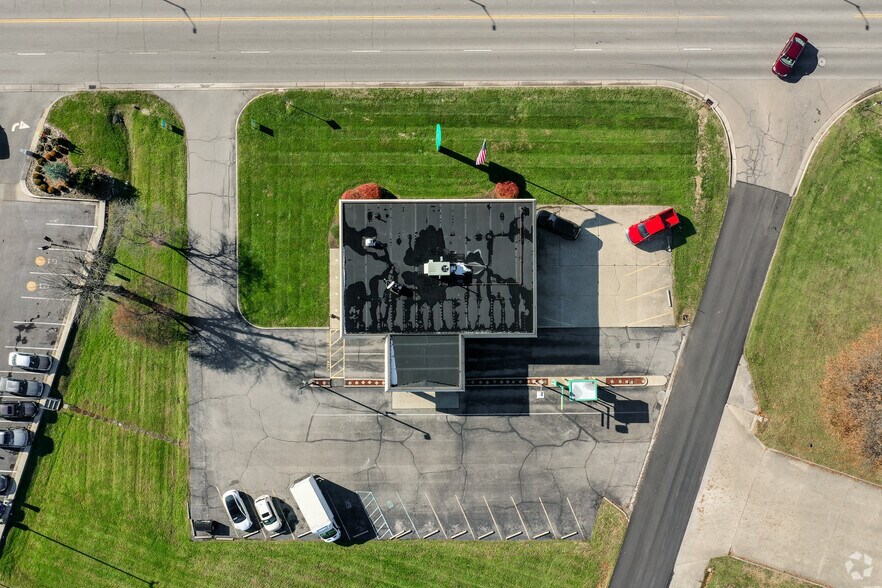 More Photos Of 8806 Ohio River Rd, Wheelersburg Bank For Sale