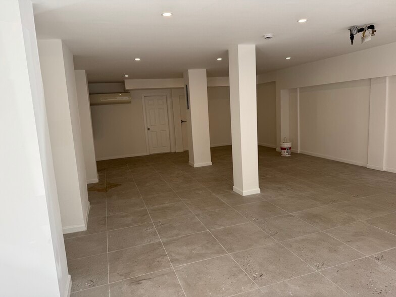 More Photos Of 442 Lorimer St, Brooklyn Apartments For Lease