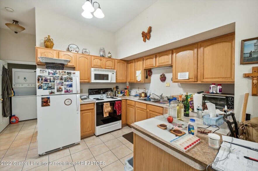 More Photos Of 335 Horatio St, Charlotte Apartments For Sale