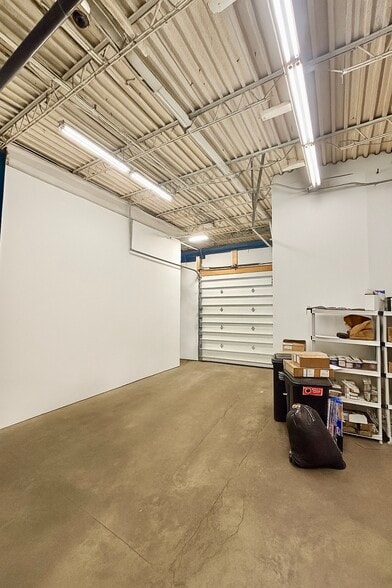 More Photos Of 10 Mt Read Blvd, Rochester Light Distribution For Lease