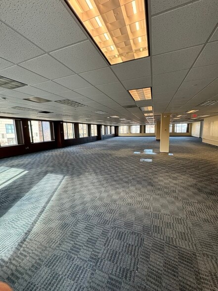 More Photos Of 2 Portland Sq, Portland Office For Lease