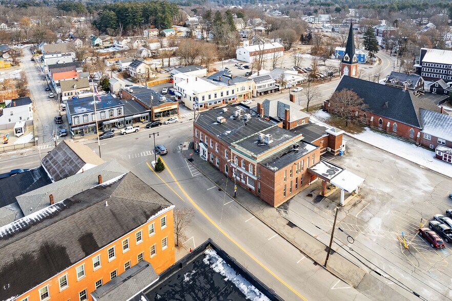 More Photos Of 4 Central St, Farmington Bank For Sale