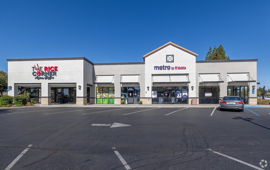 More Photos Of 1645 Countryside Dr, Turlock Unknown For Lease