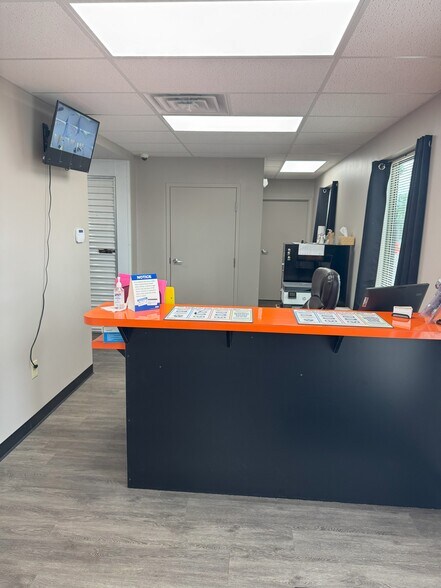 More Photos Of 2851 Business Pl SE, Massillon Self Storage For Sale