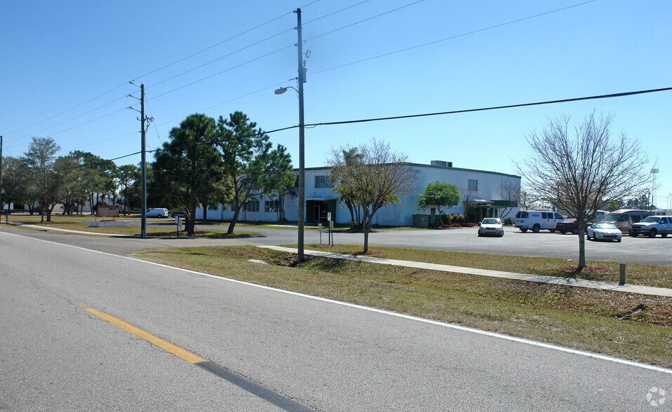 More Photos Of 6340 126th Ave N, Largo Manufacturing For Lease