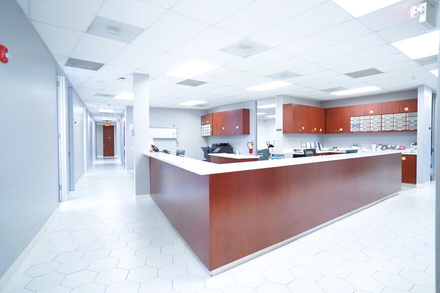 More Photos Of 4825 Almeda Rd, Houston Medical For Lease