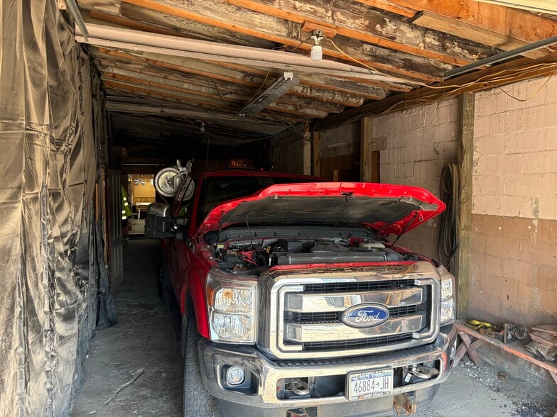 More Photos Of 101 Erie St, Amsterdam Warehouse For Sale