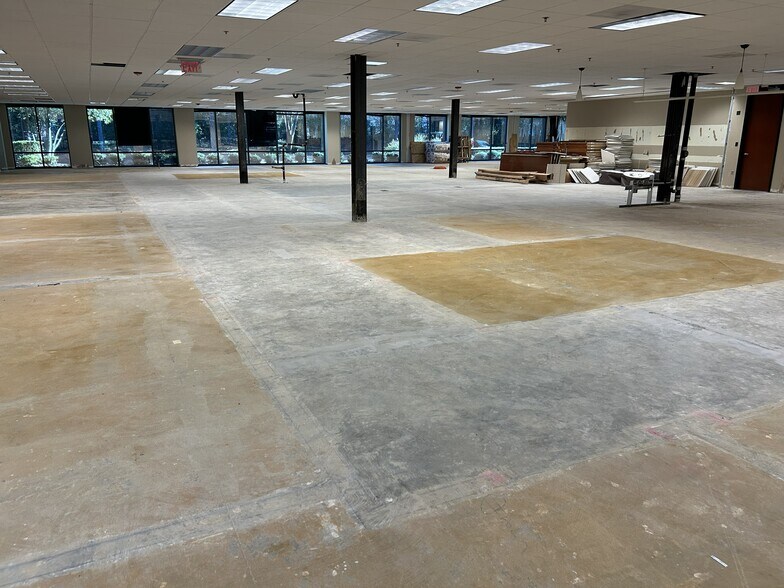 More Photos Of 1990 Vaughn Rd, Kennesaw Office For Lease