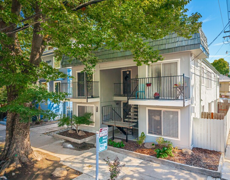 More Photos Of 815 18th St, Sacramento Apartments For Sale