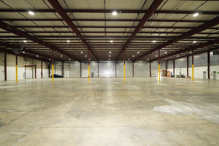 More Photos Of 171 Industrial Pky, Branchburg Manufacturing For Lease