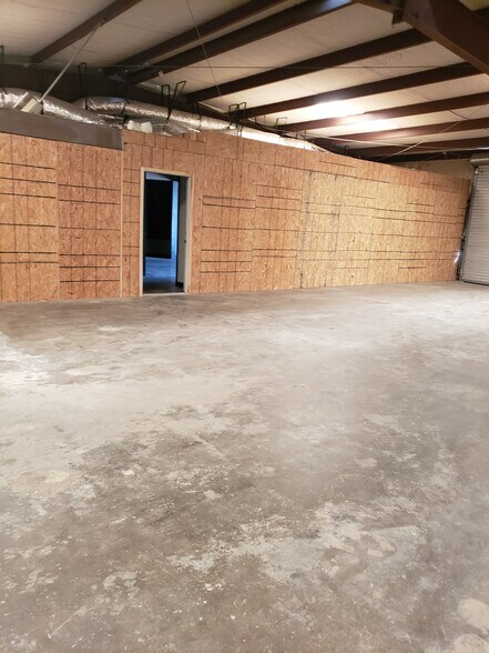 More Photos Of 5380 State Highway 276, Royse City Service For Lease