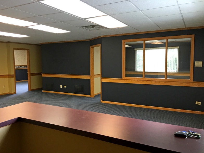 More Photos Of 1101 Irving Park Rd, Bensenville Medical For Sale