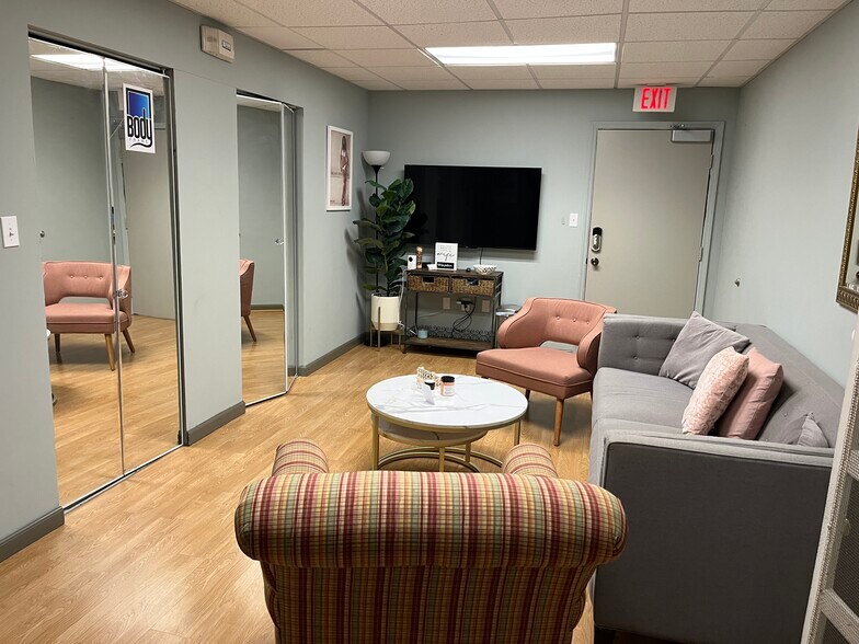 More Photos Of 3949 Evans Ave, Fort Myers Medical For Lease