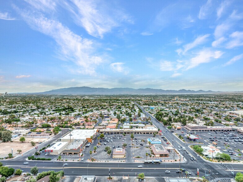 More Photos Of 3754-3790 E Flamingo Rd, Las Vegas Unknown For Lease