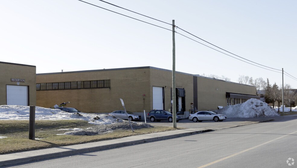 More Photos Of 1170 Ave 50th, Montréal Warehouse For Sale